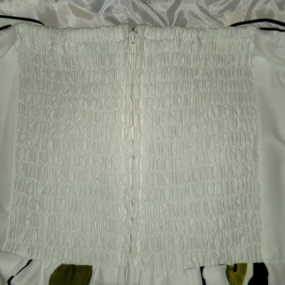 New Spring dress 3 different strap ways - Picture 6 of 8